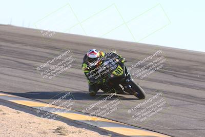 media/Nov-17-2024-CVMA (Sun) [[1fec520723]]/Race 11-Amateur Supersport Open/